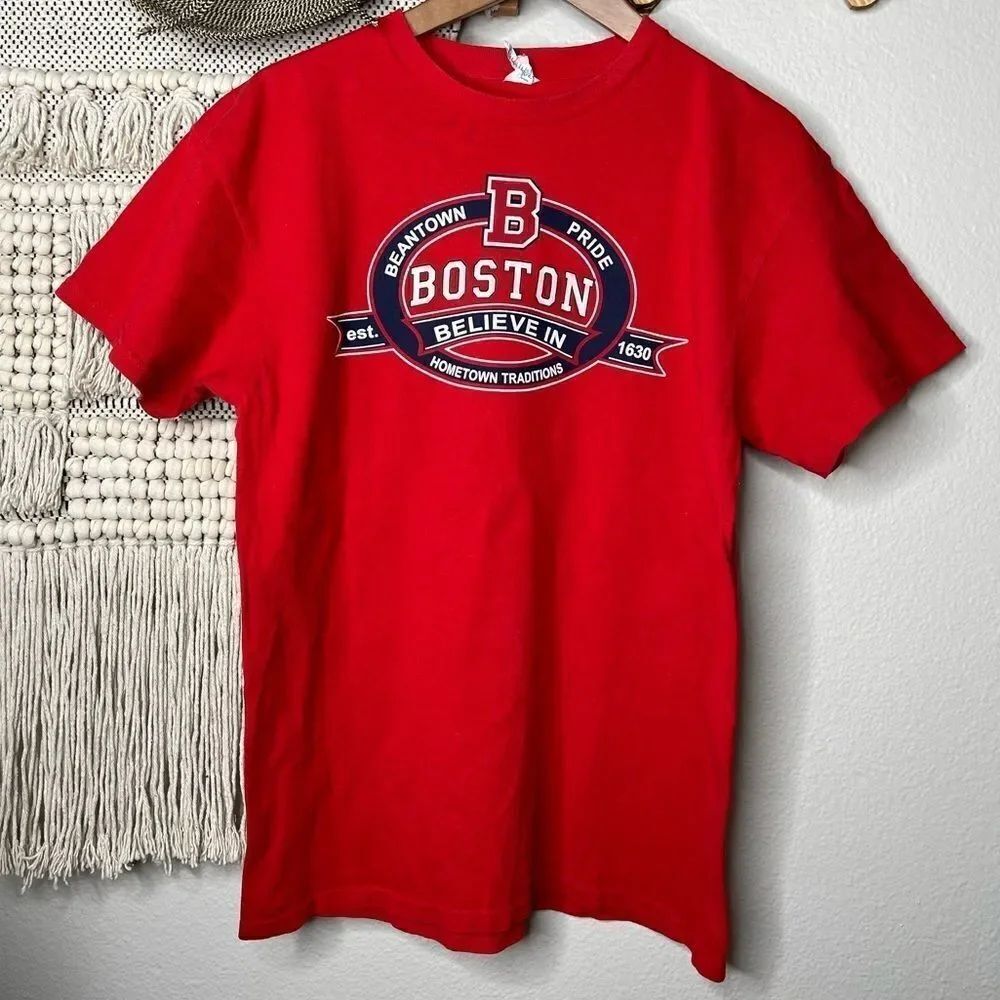 Red Boston Tee Large - Picture 1 of 4